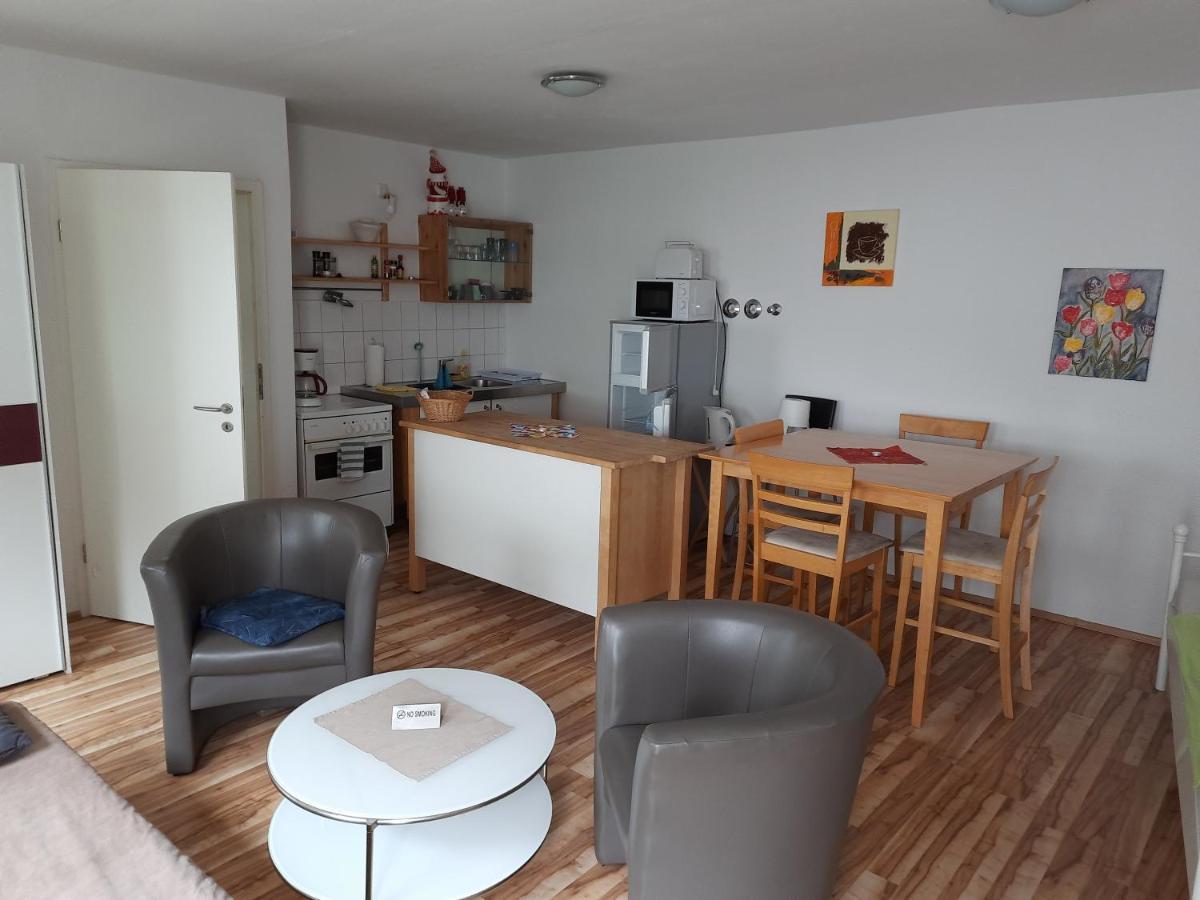 City Apartment Bremen - Ferienwohnung Im Zentrum - Wlan Kostenlos! Bagian luar foto